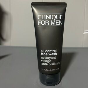 CLINIQUE For Men Oil Control Face Wash 6.7 FL. OZ Full Size